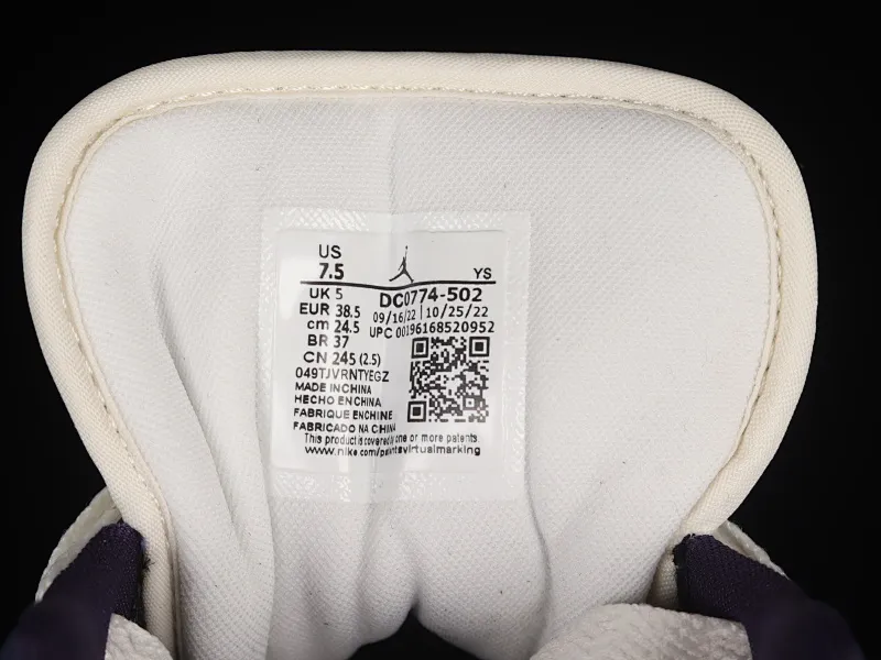 All categories Air Jordan Jordan series basketball shoes Air Jordan 1 Low Z version Air Jordan 1 Low AJ1 Joe 1 white and purple cultural low-top casual sneakers DC0774-502